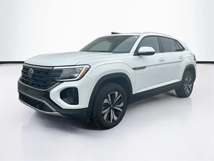 2024 Volkswagen Atlas Cross Sport SE photo 1
