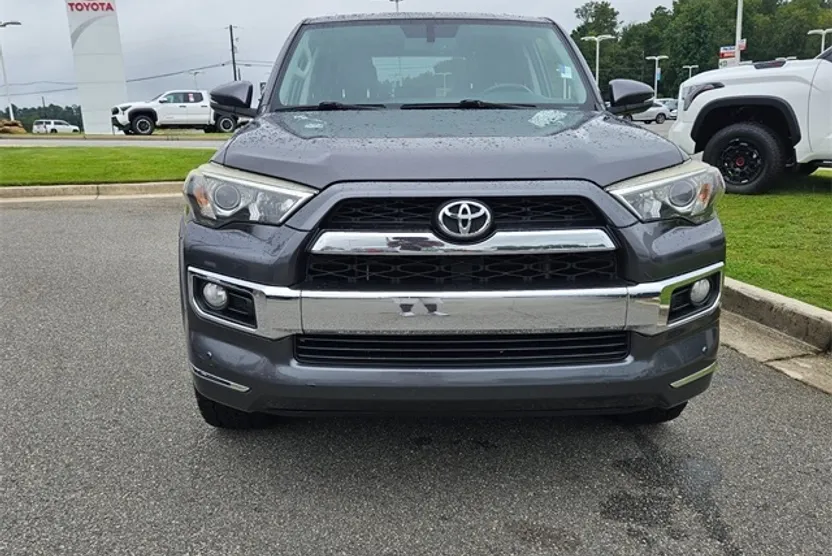 2014 Toyota 4Runner Limited photo 1