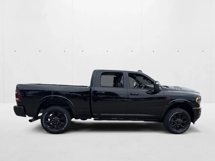 2024 Ram 2500 Limited photo 1