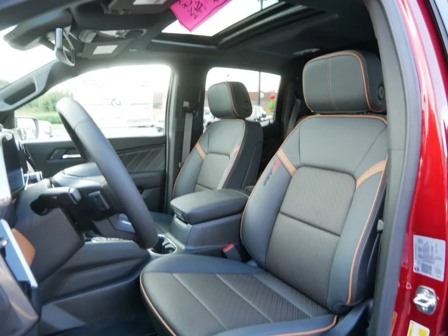 2026 Gmc Canyon AT4 photo 1