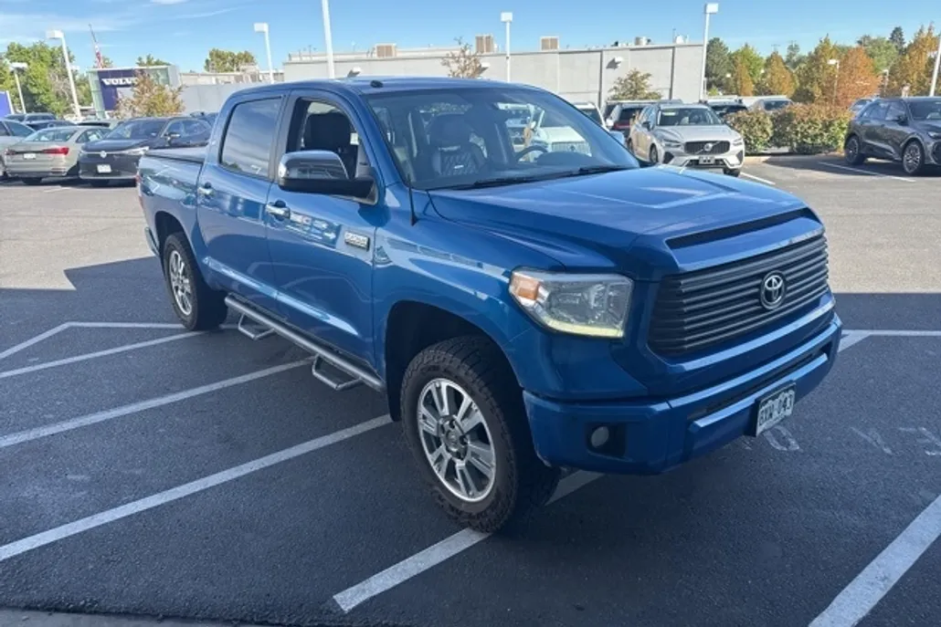 2017 Toyota Tundra Platinum photo 1