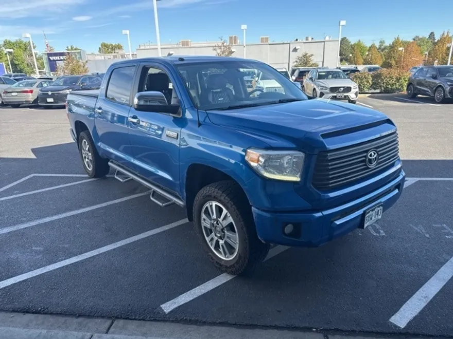 2017 Toyota Tundra Platinum photo 1