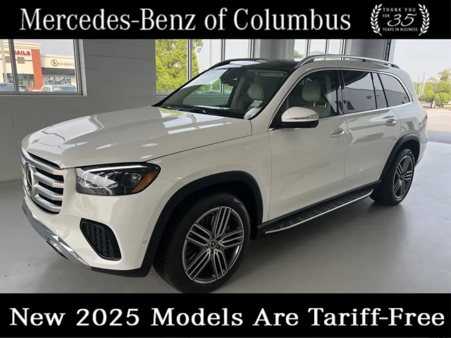 2025 Mercedes Benz GLS 450 4MATIC photo 1