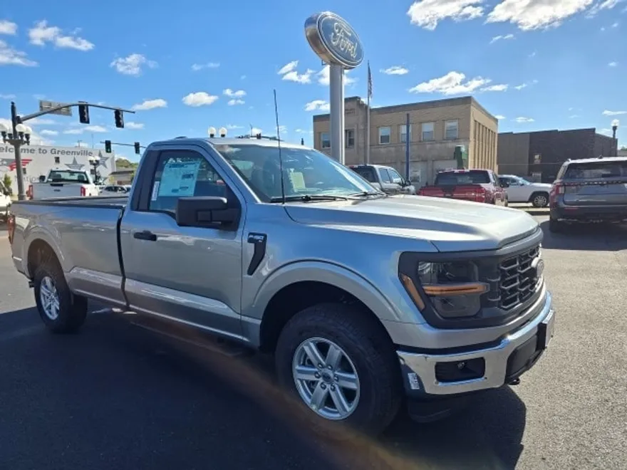 2025 Ford F-150 XL photo 1