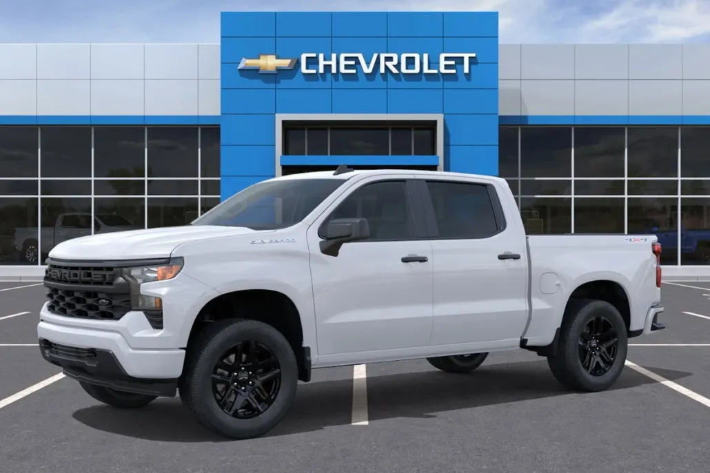 2026 Chevrolet Silverado 1500 Custom photo 1