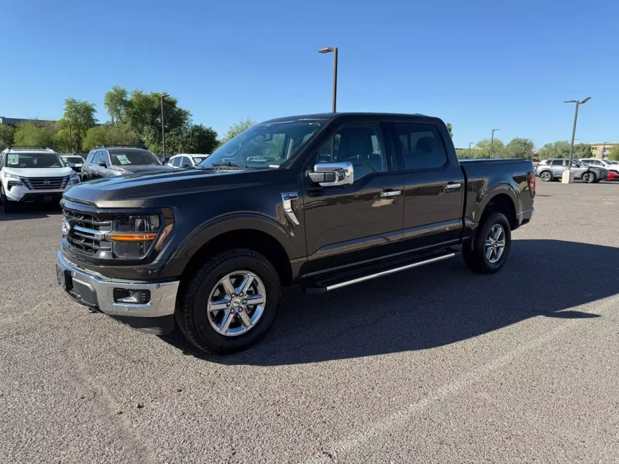 2024 Ford F-150 XLT photo 1