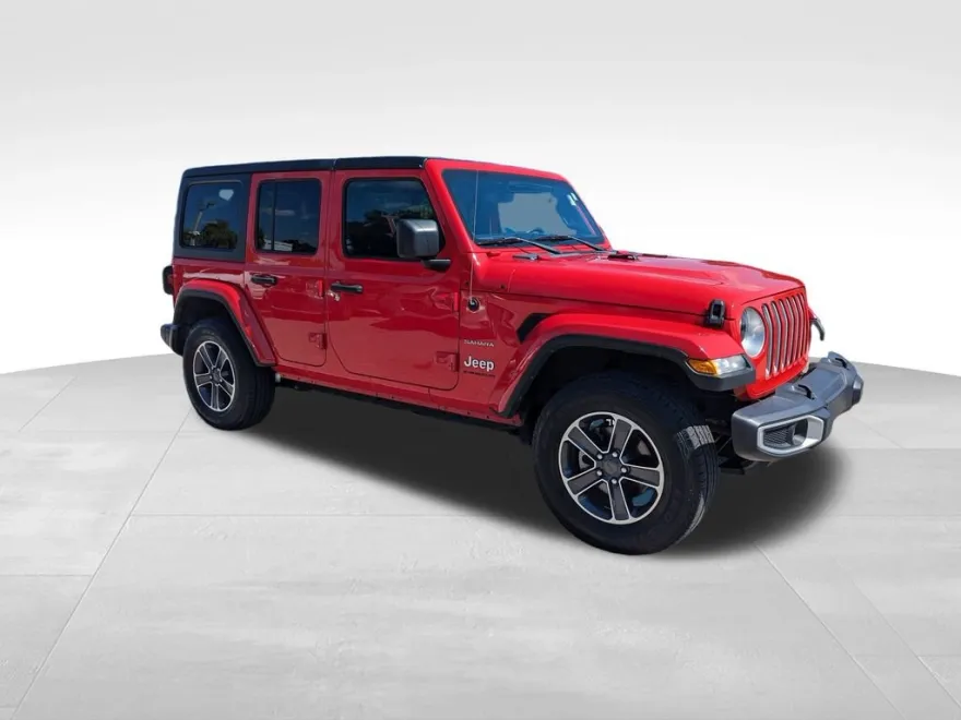2023 Jeep Wrangler Sahara photo 1