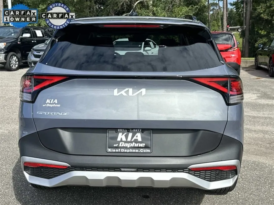 2025 Kia Sportage EX photo 1