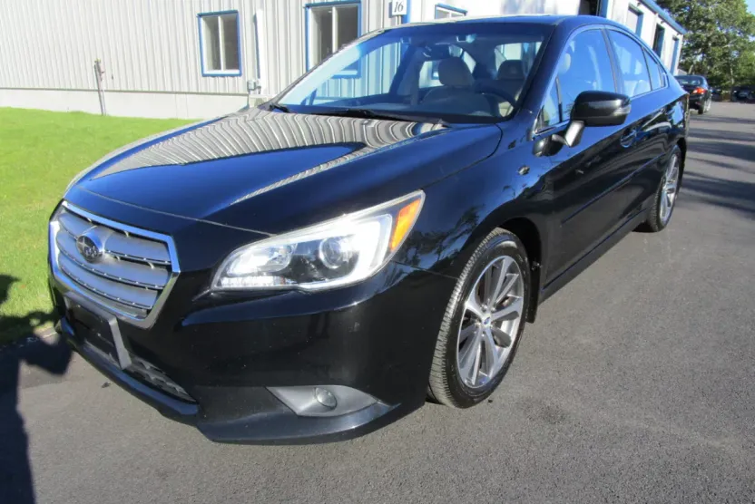 2015 Subaru Legacy 2.5i Limited photo 1