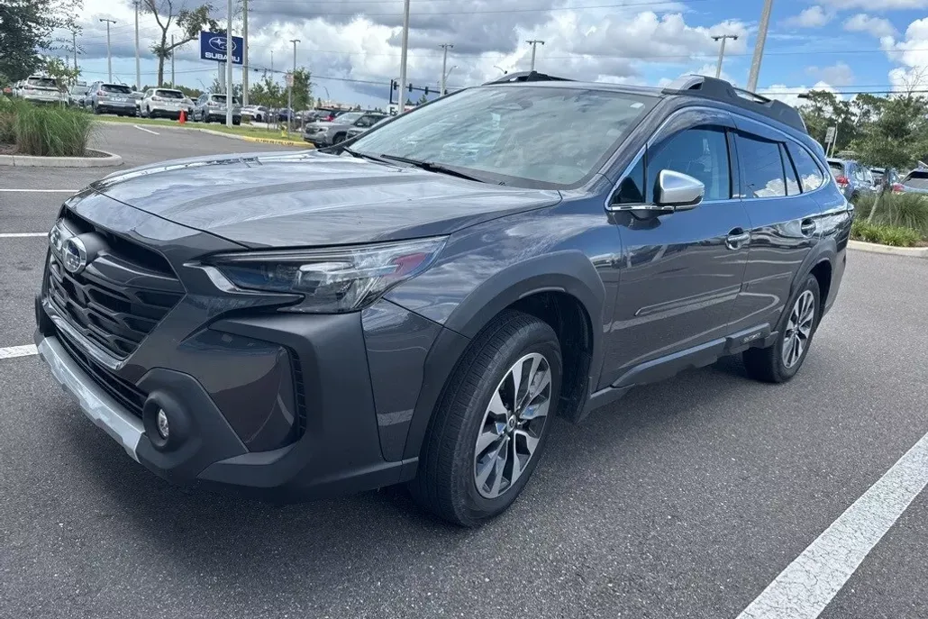 2024 Subaru Outback Touring XT photo 1