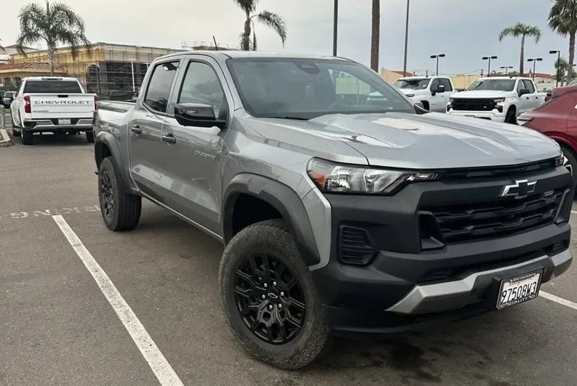 2023 Chevrolet Colorado Trail Boss photo 1