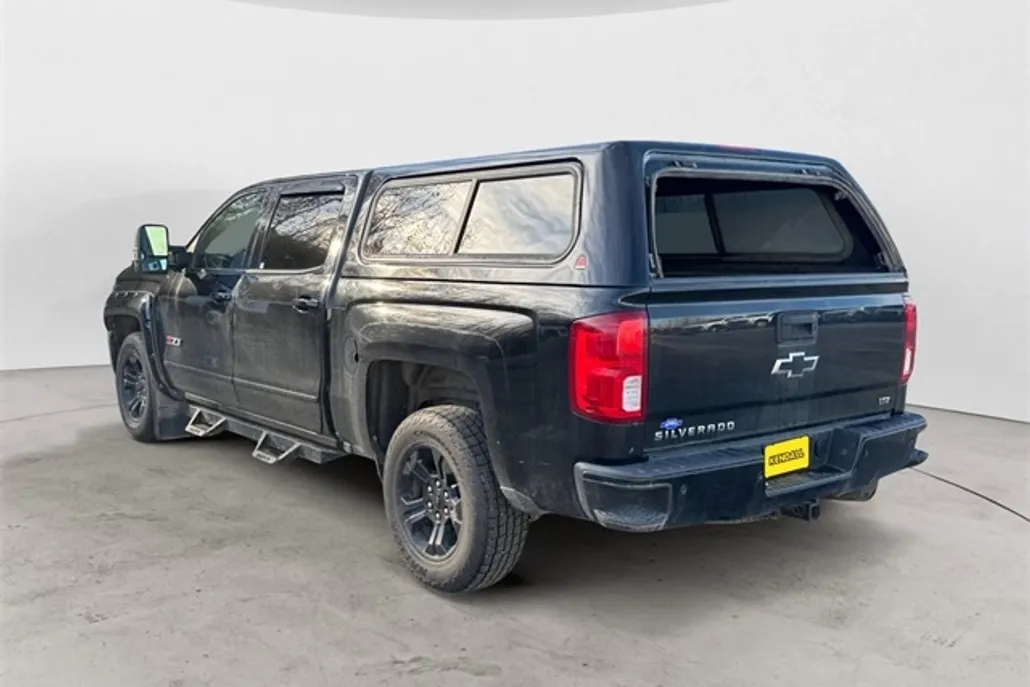 2017 Chevrolet Silverado 1500 LTZ photo 1