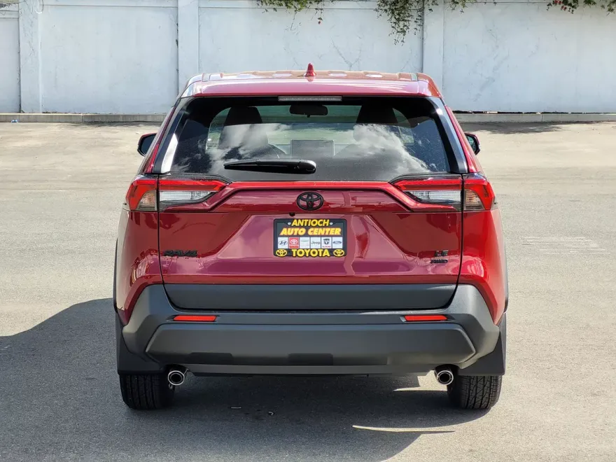 2025 Toyota RAV4 LE photo 1