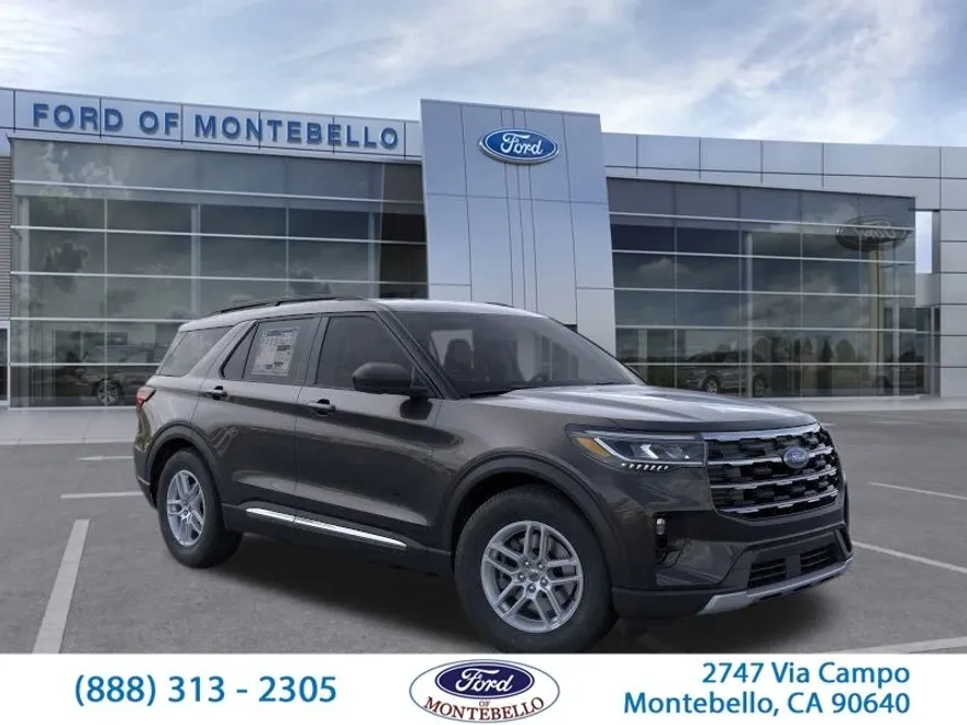 2025 Ford Explorer photo 1