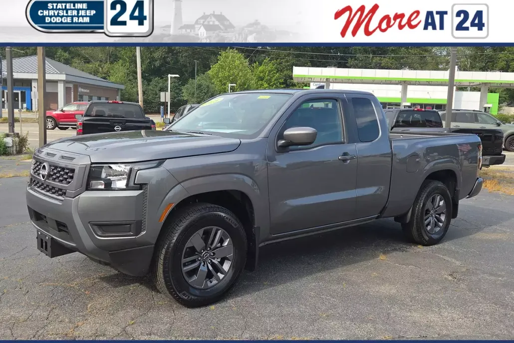 2025 Nissan Frontier King Cab SV photo 1