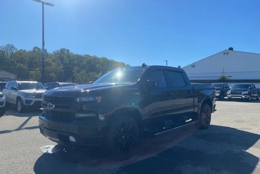 2020 Chevrolet Silverado 1500 RST photo 1