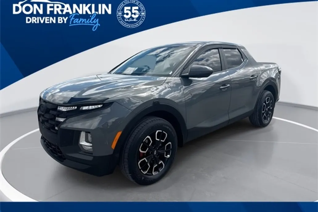 2023 Hyundai Santa Cruz SE photo 1