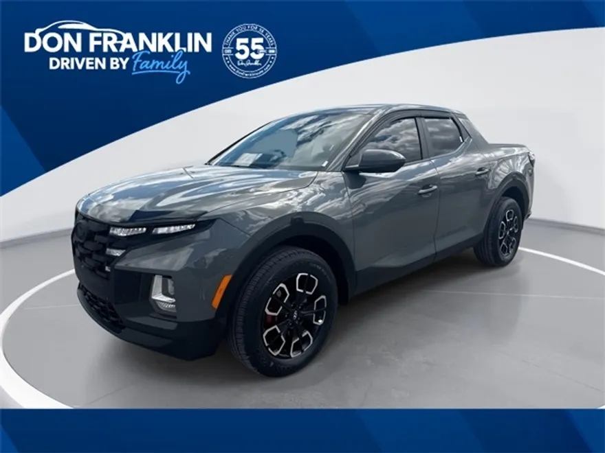 2023 Hyundai Santa Cruz SE photo 1