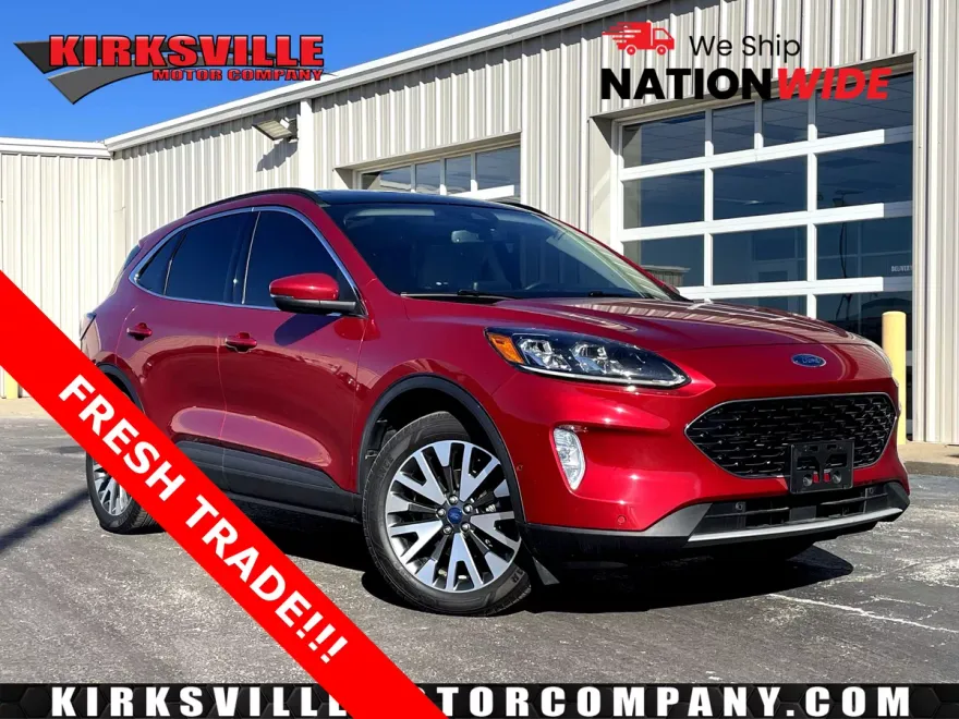 2020 Ford Escape Titanium photo 1