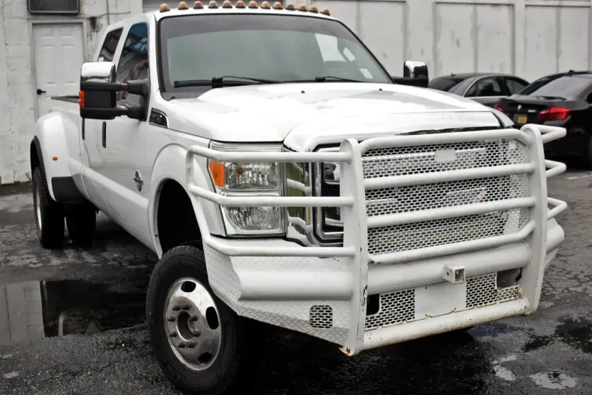 2015 Ford F-350 XLT photo 1