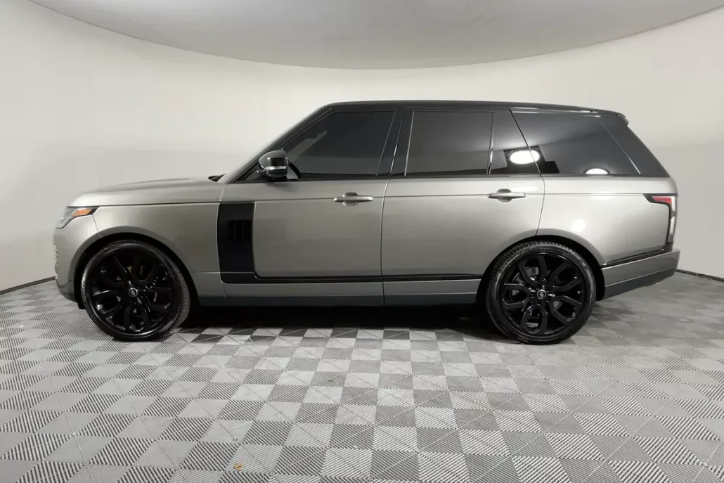 2020 Land Rover Range Rover HSE photo 1