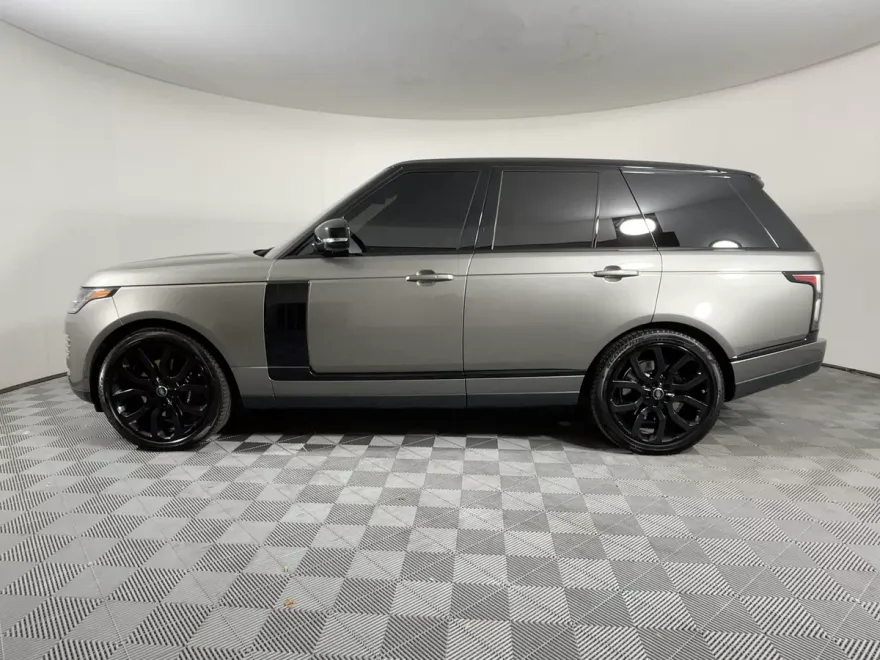2020 Land Rover Range Rover HSE photo 1