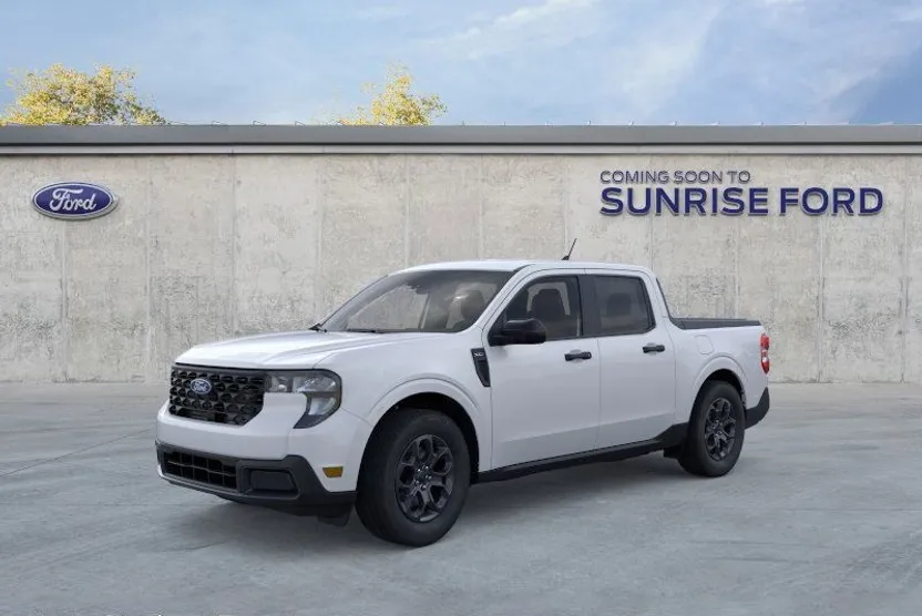 2025 Ford Maverick XLT photo 1