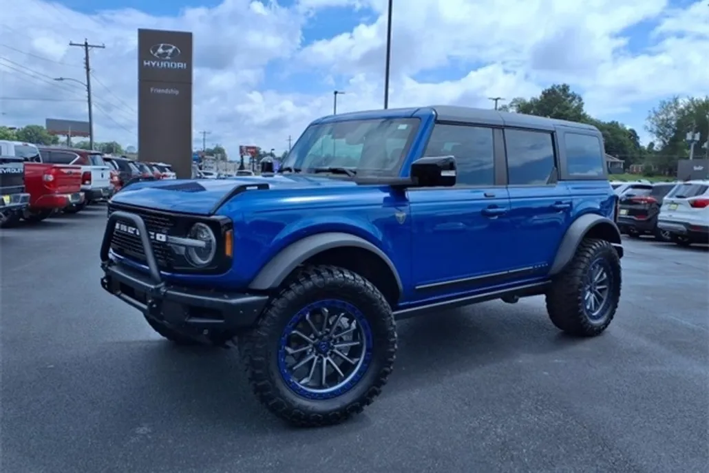 2021 Ford Bronco First Edition photo 1