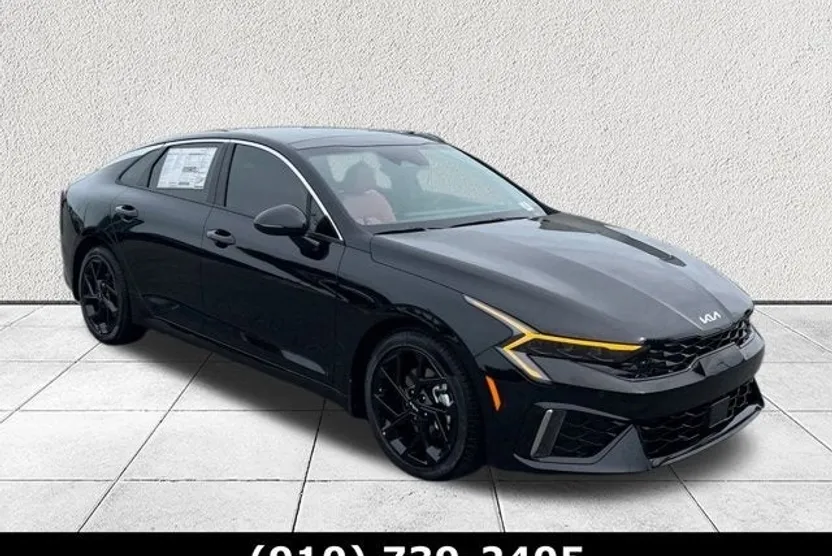2026 Kia K5 GT-Line photo 1