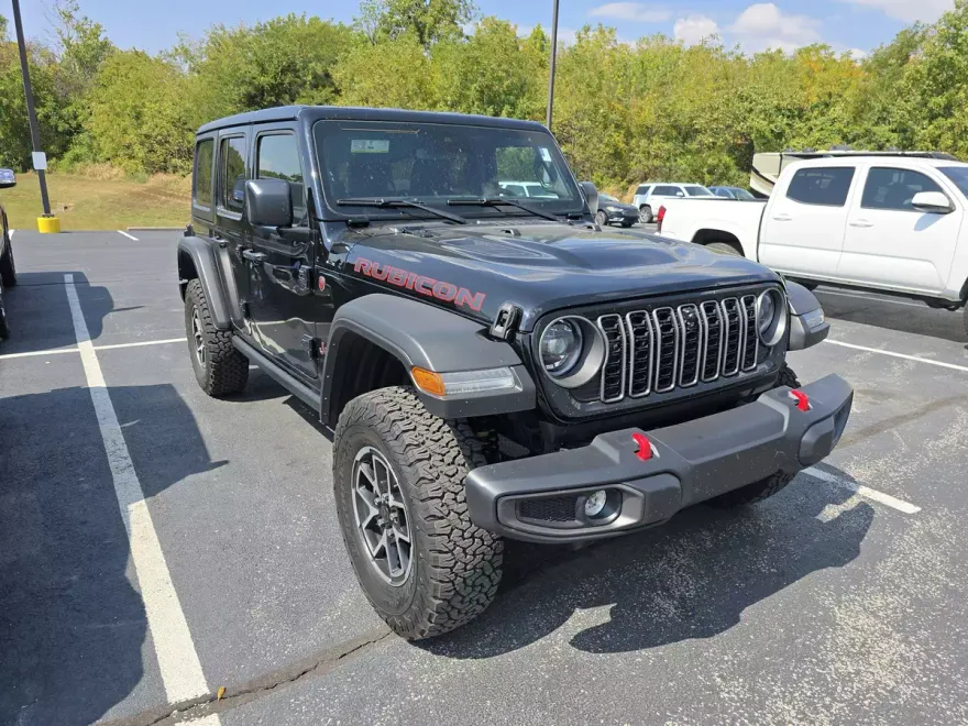 2025 Jeep Wrangler Rubicon photo 1