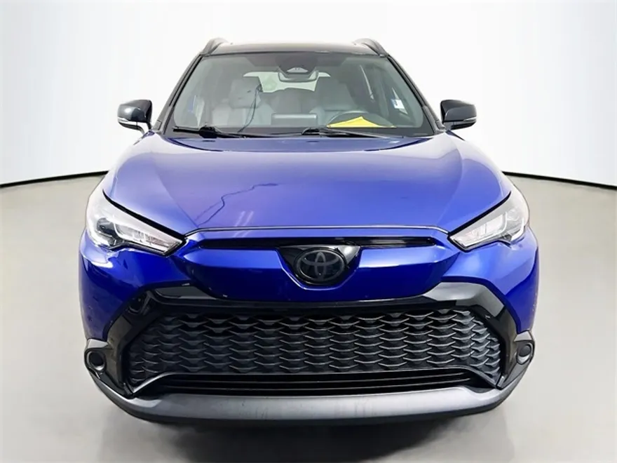 2024 Toyota Corolla Cross Hybrid SE photo 1