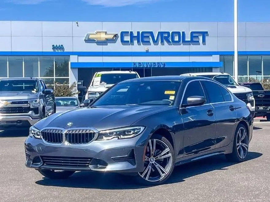 2022 Bmw 330i photo 1