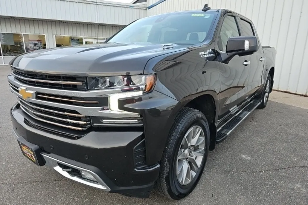 2022 Chevrolet Silverado 1500 High Country photo 1