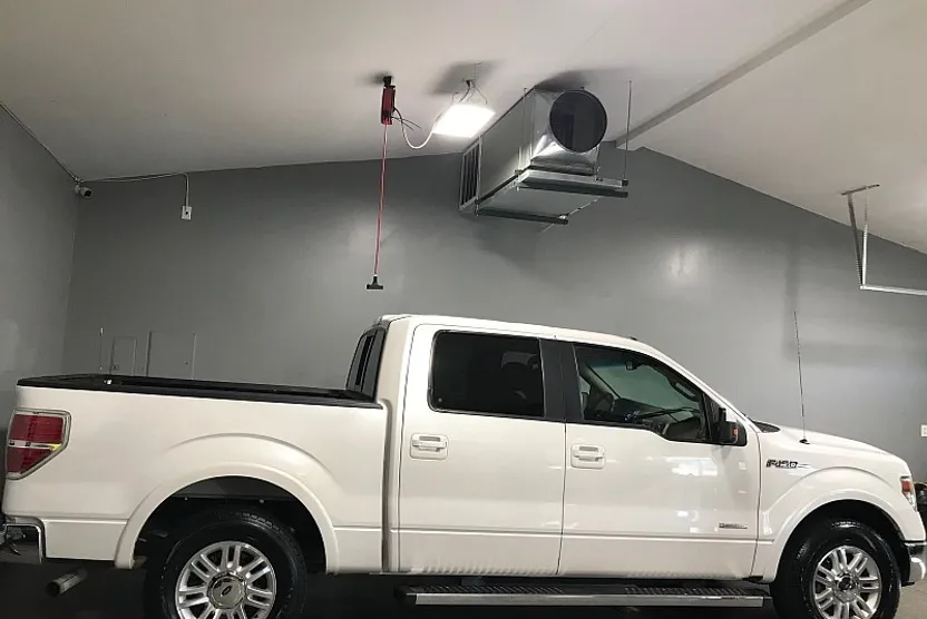 2014 Ford F-150 Lariat photo 1