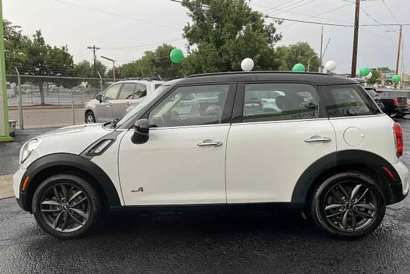 2014 Mini Countryman S ALL4 photo 1