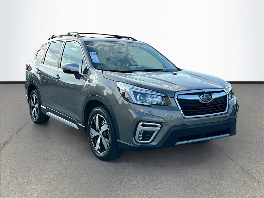 2020 Subaru Forester Touring photo 1