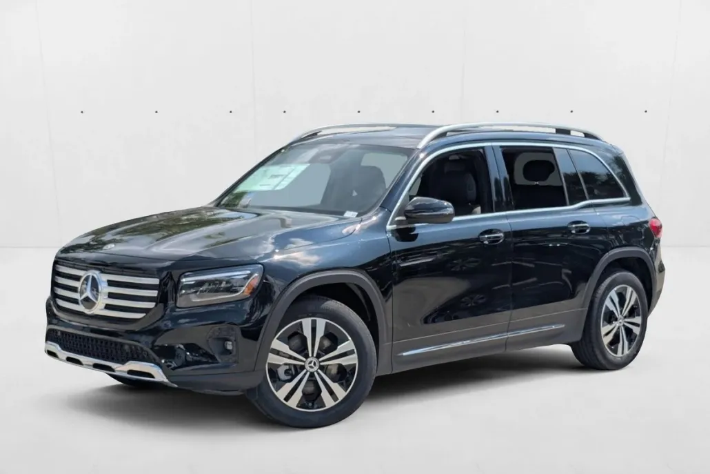 2026 Mercedes Benz GLB 250 photo 1