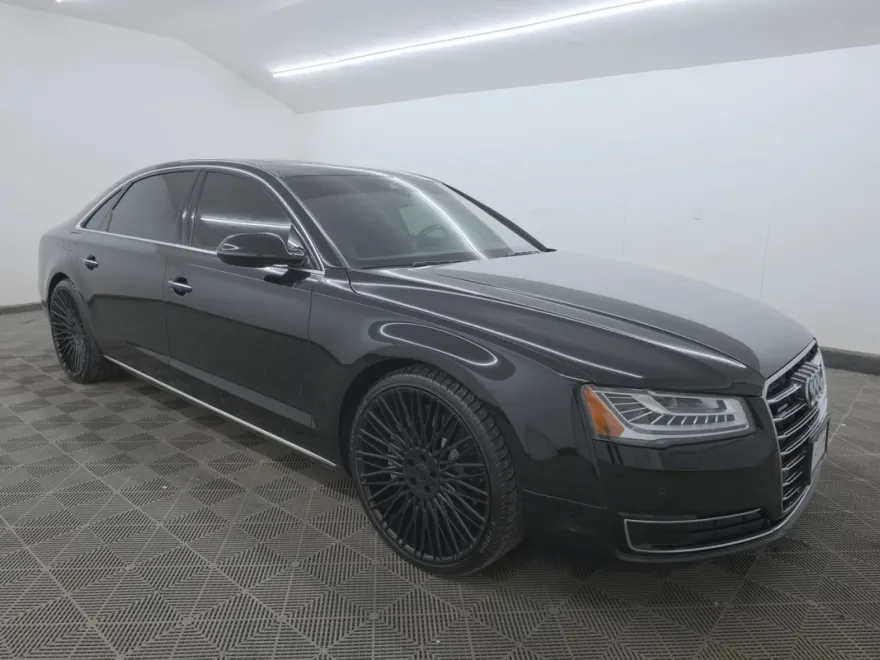 2016 Audi A8 L 3.0T photo 1