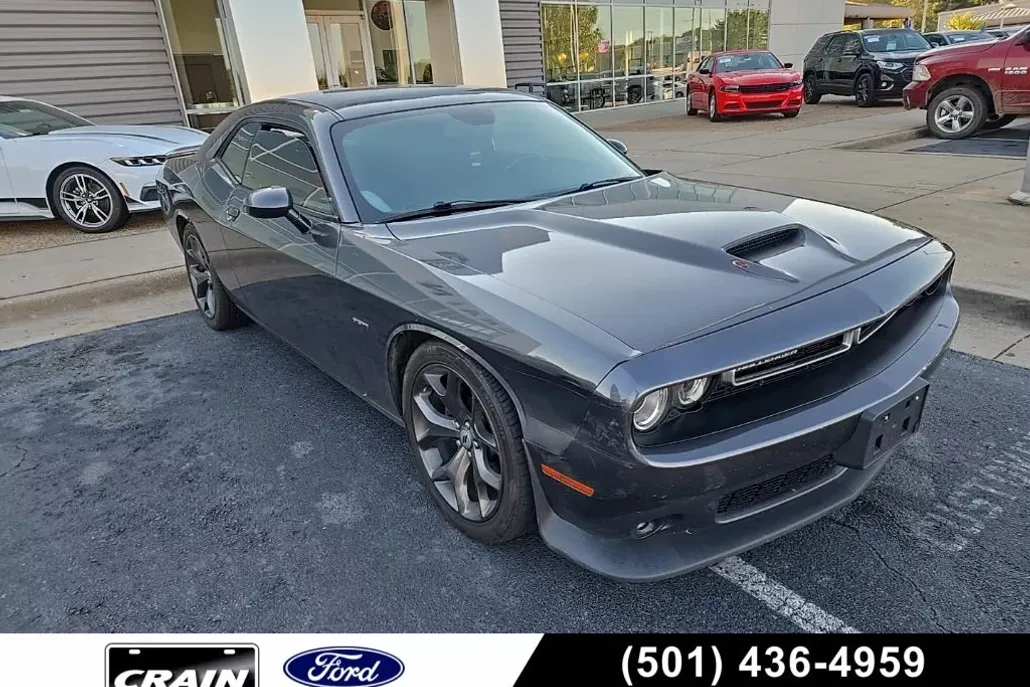 2019 Dodge Challenger R/T photo 1