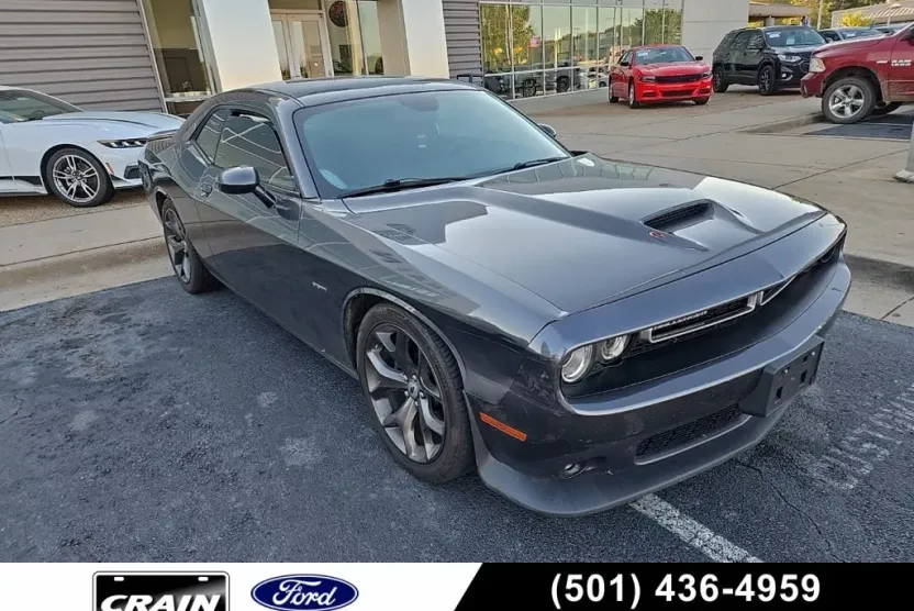 2019 Dodge Challenger R/T photo 1