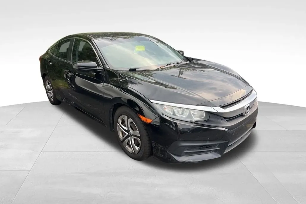 2018 Honda Civic LX photo 1