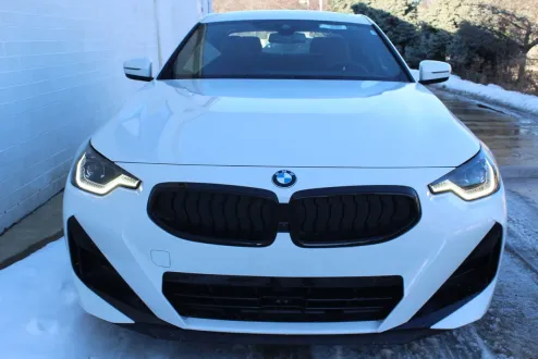 2025 Bmw 230i photo 2