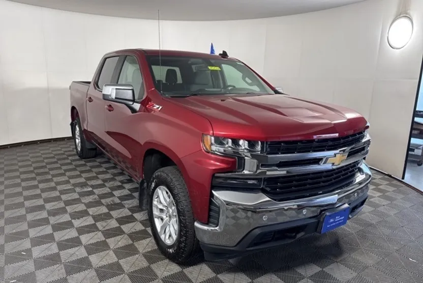 2019 Chevrolet Silverado 1500 LT photo 1