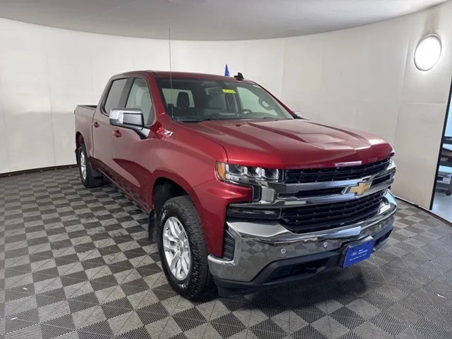 2019 Chevrolet Silverado 1500 LT photo 1