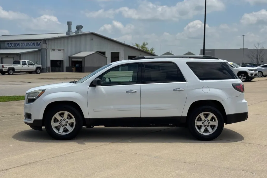 2016 Gmc Acadia SLE photo 1