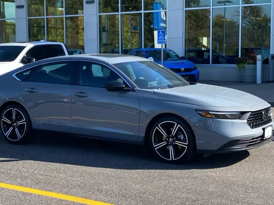 2023 Honda Accord Hybrid Sport photo 1
