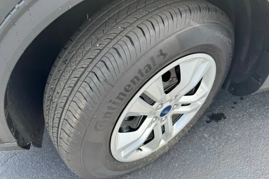 2024 Ford Escape Base photo 1