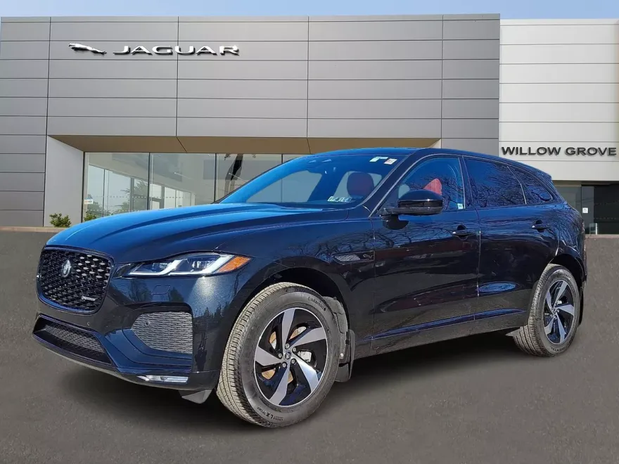 2025 Jaguar F-PACE R-Dynamic S P250 photo 1