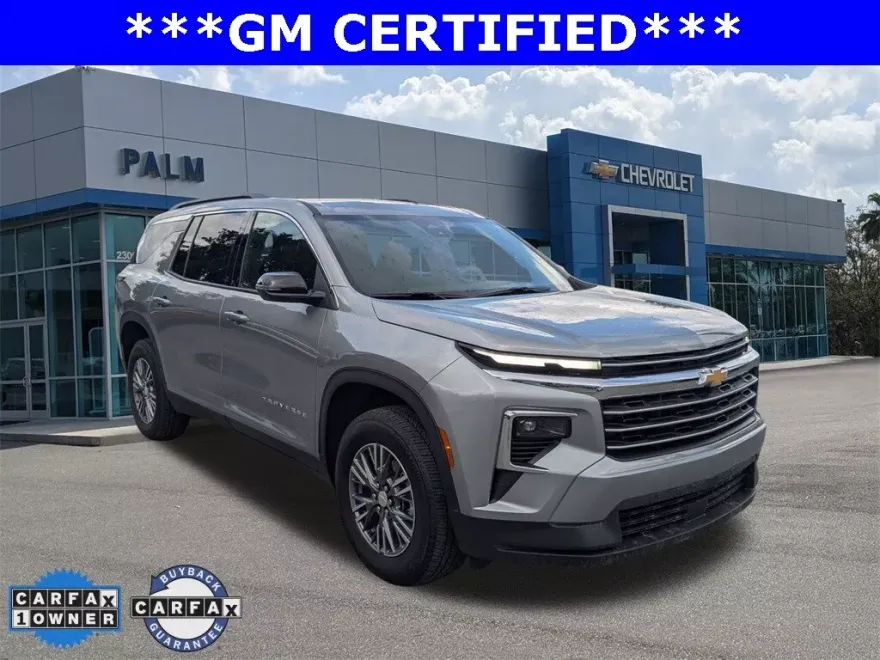 2025 Chevrolet Traverse photo 1