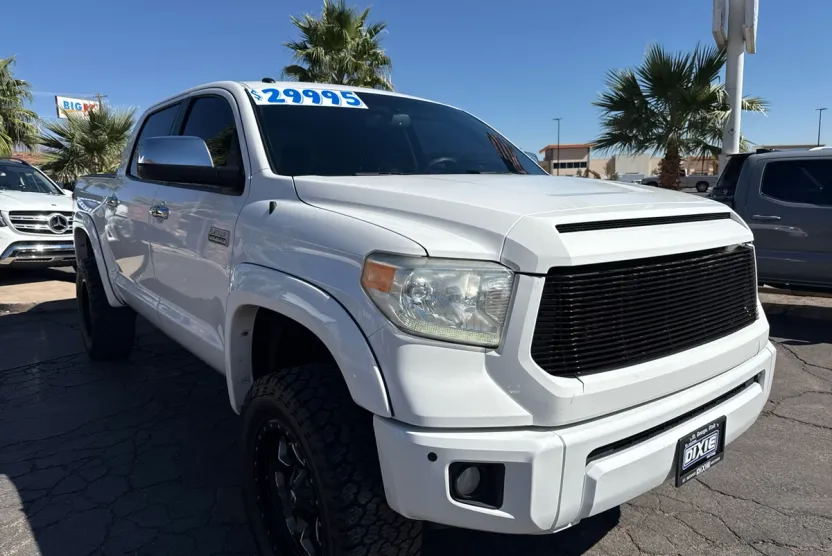 2016 Toyota Tundra Platinum CrewMax photo 1